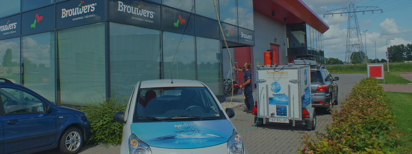 Multiservice zwolle schoonmaak glazenwasser header